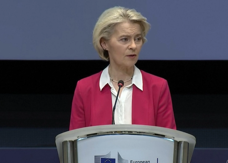 Фон дер Лајен: Мора да ставиме крај на бизнис моделот на шверцување мигранти