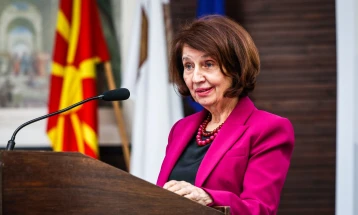 Сиљановска-Давкова: Меѓународниот ден на човековите права не треба да биде само ден за комеморација, туку момент на соочување со тешки прашања