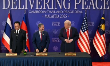 Трамп ќе разговара со лидерите на Тајланд и Камбоџа