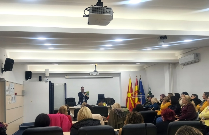 „Будење на позитивната енергија“, предавање на професор Зоран Крстевски во Крива Паланка