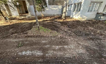 Акција на КЈП „Водовод“ Кочани за средување на просторот зад Агенцијата за вработување