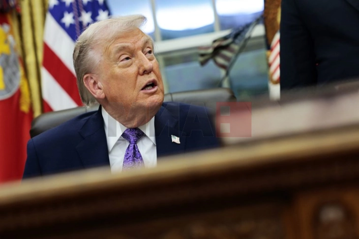 Trampi nënshkroi urdhër ekzekutiv për kufizimet e ligjeve shtetërore për inteligjencën artificiale