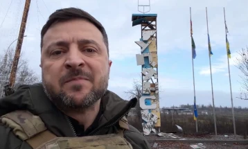 Украинската армија тврди дека ја вратила контролата врз северниот дел на Купјанск, Зеленски ги посети војниците во градот