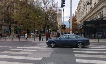 Mickoski: Inkurajon trendi që numër i madh i qytetarëve të Maqedonisë që kanë vendosur të ikin, dalë ngadalë po kthehen