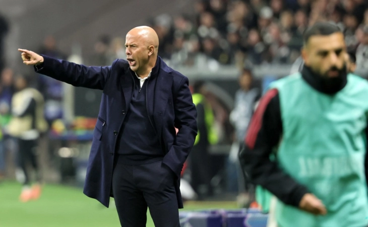 Slot set for talks with Salah before deciding forward’s fate