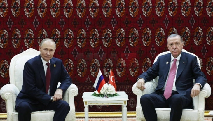 Takimi Erdogan-Putin: Turqia mund të jetë nikoqire e negociatave paqësore për të vendosur fundin e luftës midis Rusisë dhe Ukrainës