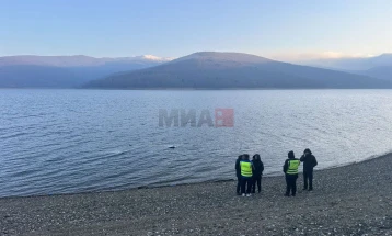 KHAAIR ka filluar një hetim për rënien e aeroplanit sportiv në Liqenin e Mavrovës