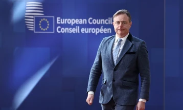 Де Вевер: Кина има корист од војната во Украина, на ЕУ би ѝ било подобро да склучи трговски договор со САД