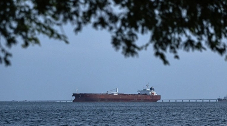 Irani arrestoi 18 anëtarë të ekuipazhit të tankerit të huaj të konfiskuar në Gjirin e Omanit