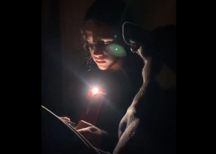 Над милион домаќинства во Украина без струја по големиот руски ноќен напад