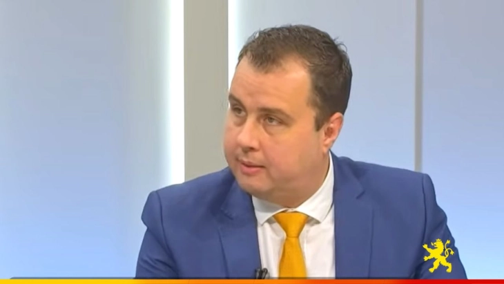 Пренџов: Со изградба на автопатишта и брзи железници се придвижува македонската економија