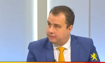 Пренџов: Со изградба на автопатишта и брзи железници се придвижува македонската економија