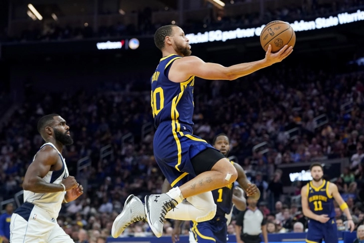 Ниту 48 поени на Кари не го спасија Голден Стејт од пораз против Портланд