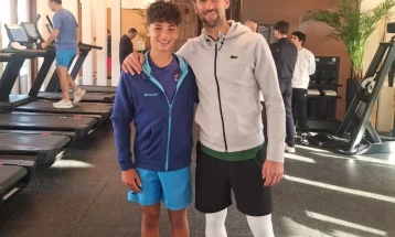 Ѓоковиќ тренираше со европскиот шампион до 14 години