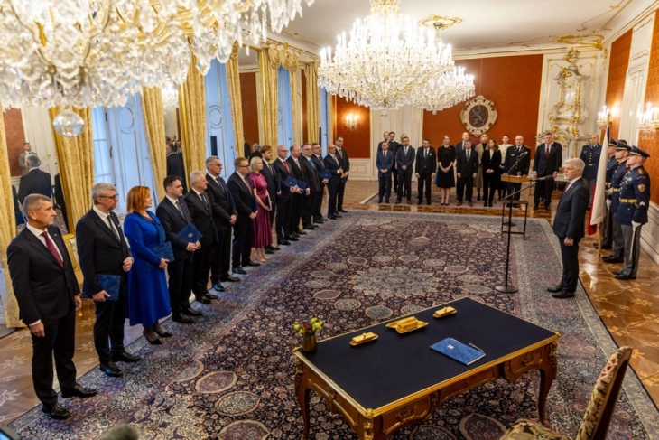 Чешкиот претседател Павел ја претстави владата на премиерот Бабиш