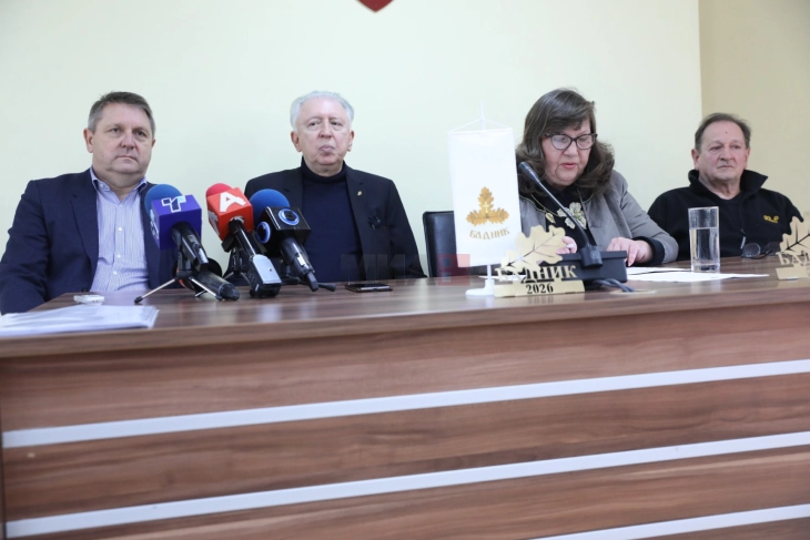 Кум за Бадник е бизнисменот Зоран Кондратенко, а здравичар - музичарот Јаков Дренковски