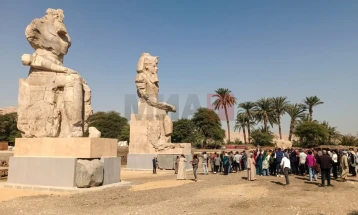 Вo Египет откриени два реставрирани колоси на фараонот Мемнон