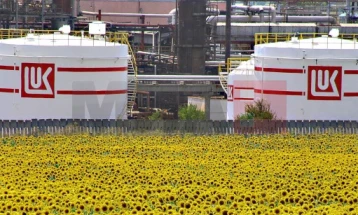 Лица поврзани со „Росњефт“ и „Лукоил“ додадени на листата на санкционирани на ЕУ