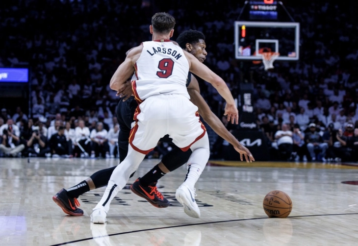 Торонто му го нанесе на Мајами петтиот последователен пораз