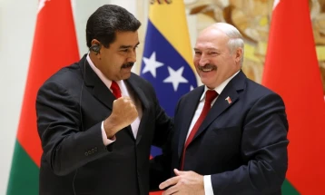 Лукашенко: Мадуро е добредојден во Белорусија ако ја напушти функцијата