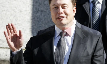 Маск повикан во суд поради делењето пари преку лотарија на гласачите на изборите во САД