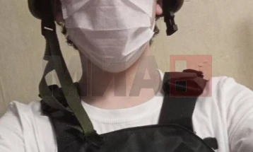 Një adoleshent vrau një fëmijë në sulmin me thikë në një shkollë në Rusi, disa të lënduar