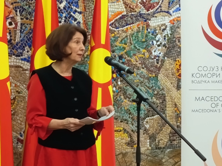 Сиљановска-Давкова: Во 2026 година очекувам создавање поповолна бизнис-клима, стабилен раст и подобар стандард за граѓаните