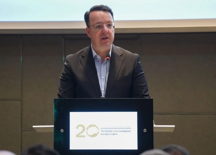 Николоски за железницата од Коридорот 8: Веќе сме во фаза кога политиката нема влијание на целиот процес