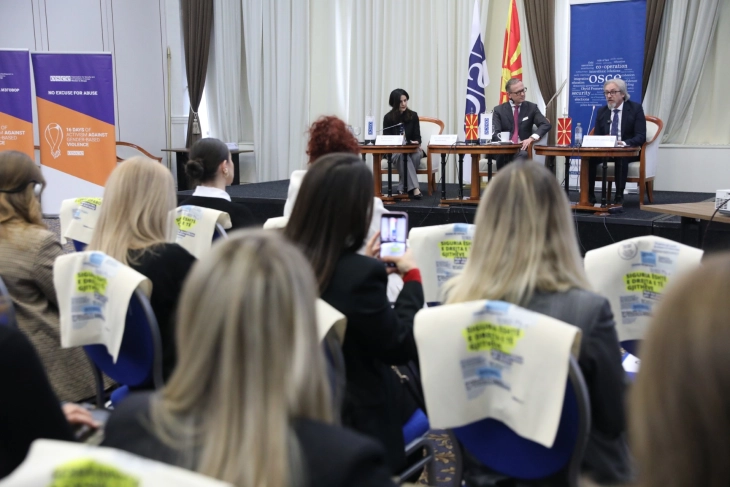 Hulumtim i OSBE-së: Veprime më të fuqishme për mbrojtjen e grave të reja dhe vajzave