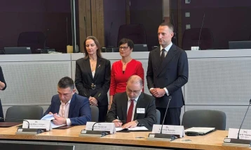 Директорот на Царинска управа во Брисел потпиша Mеморандум за електронска размена на податоци со Бугарија