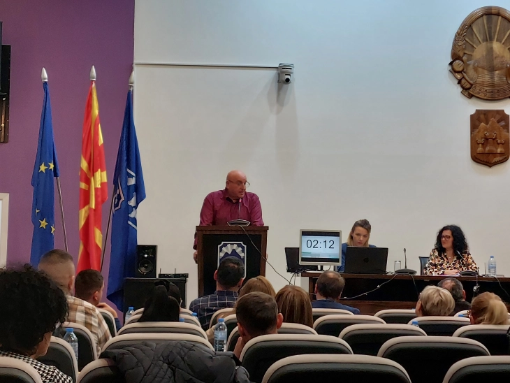 Прилепскиот совет на вонредна седница со заклучоци против дезинформации за мигрантски кампови