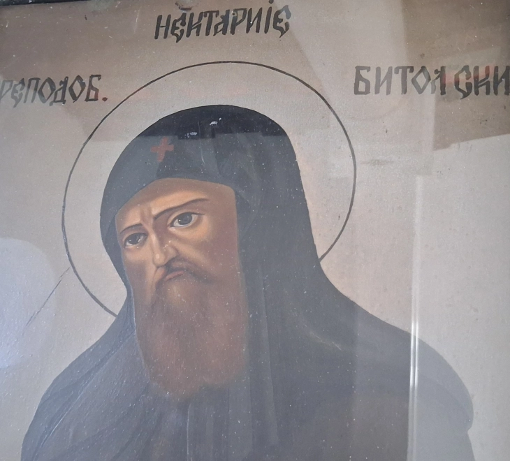 Во Битола се слави патронот на градот Свети Нектариј Битолски