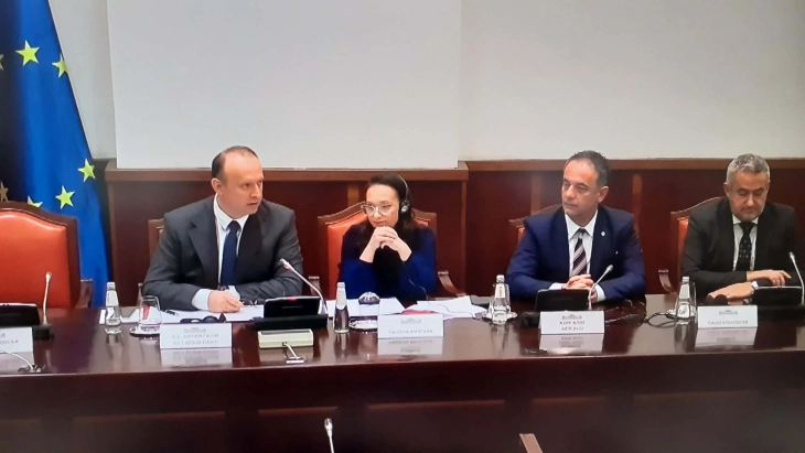 Katër mijë duhanpirës vdesin çdo vit, 40 për qind e të rinjve pinë duhan në moshën 14 vjeçare, i domosdoshëm zbatimi më efektiv i ligjeve