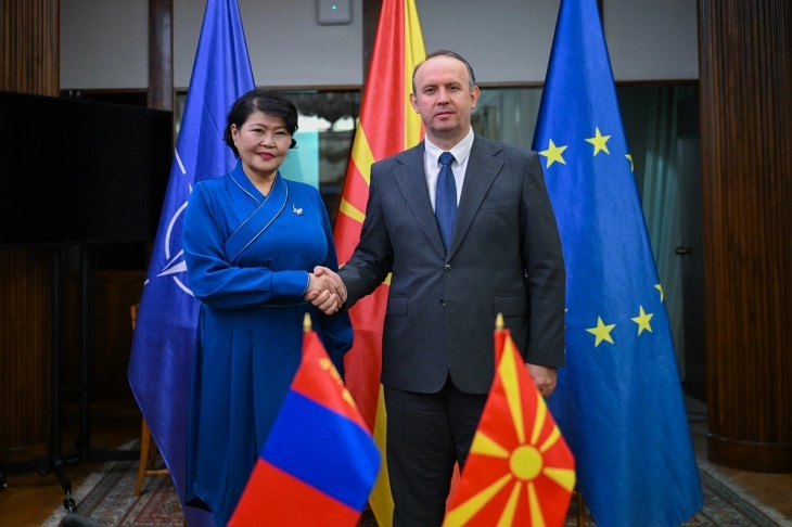 Средба на претседателот на Собранието со амбасадорката на Монголија: 30 години дипломатски и пријателски односи