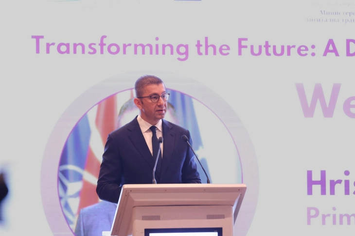 Mickoski: Strategjia nacionale SMART/MK 2030 është vizion dhe plan i qartë të ndërtojmë shtet modern, digjital dhe demokratik të drejtë