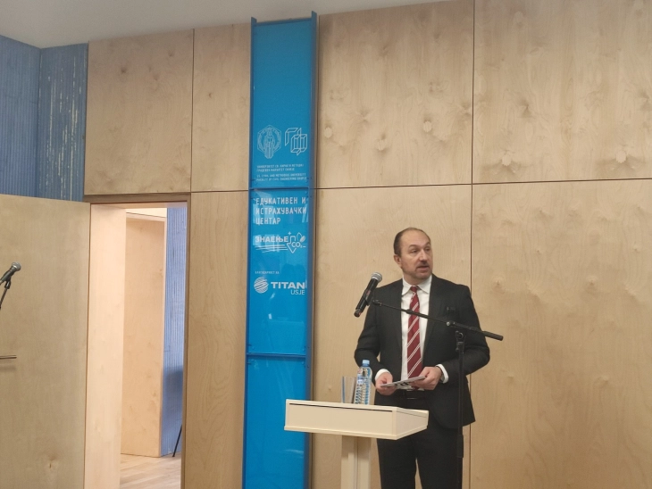 Научно-истражувачки центар „Знаење плус  СО2 минус“ на Градежниот факултет