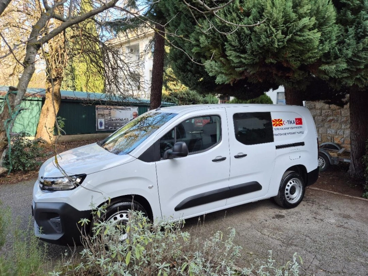 Донација во опрема од Турската агенција ТИКА за потребите на Хидробиолошкиот завод во Охрид