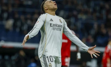 Mbappe equals Ronaldo's Real Madrid record; Juve beat Roma