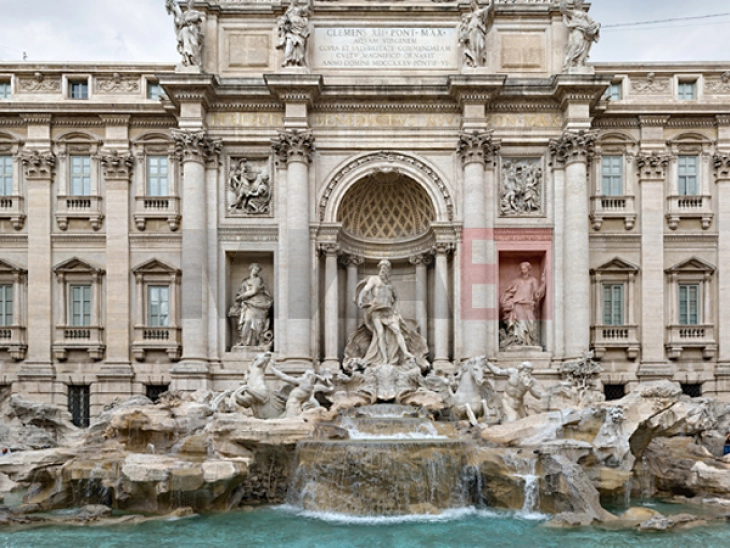 Рим ќе наплаќа влез за фонтаната Ди треви