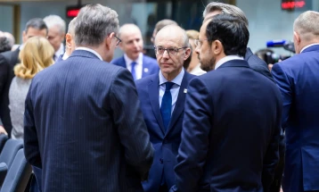 Расте надежта за договор на Самитот на ЕУ за финансирањето на Украина во текот на ноќта, тврдат дипломатски извори