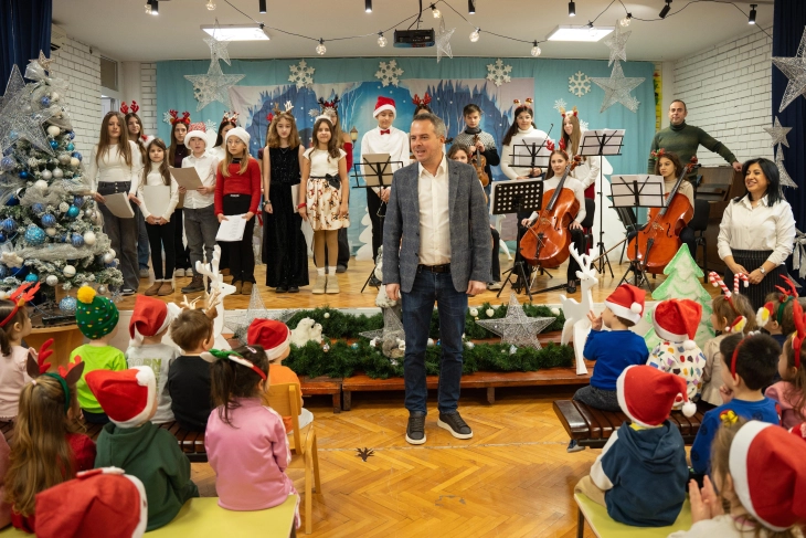 Герасимовски: Почна новогодишната магија во нашите градинки