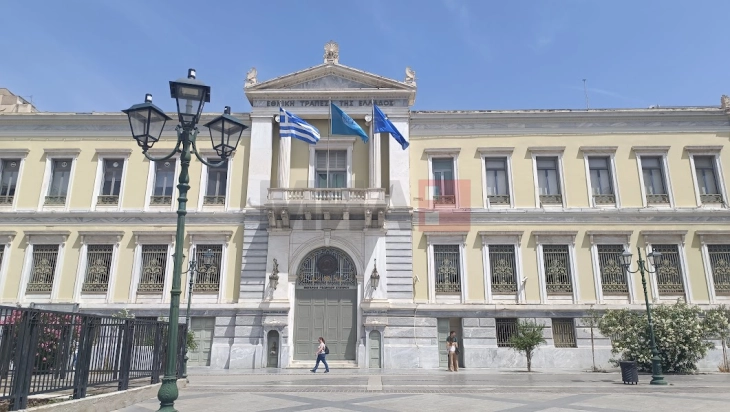 Банката на Грција предвидува тригодишен стабилен раст на грчката економија од 2,1 отсто