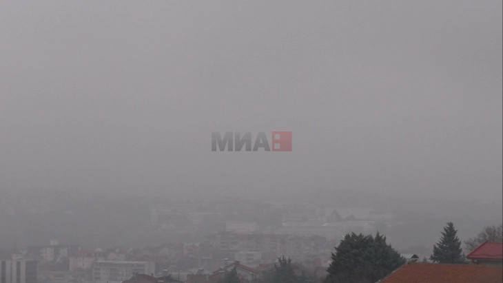 Штипјани деновиве дишат загаден воздух, ветерот стивна, се појави маглата