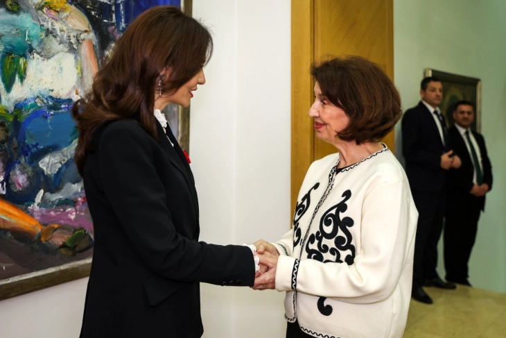 Сиљановска-Давкова ја прими албанската министерка Спиропали: Билатерализацијата е опасен преседан што го блокира европскиот пат