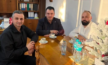 Kryetari i Dibrës, Mela, në një takim pune me Goce Bozhinovskin, drejtor i HEC 