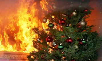 Струмичките пожарникари со препораки и совети за избегнување пожар за претстојните празници