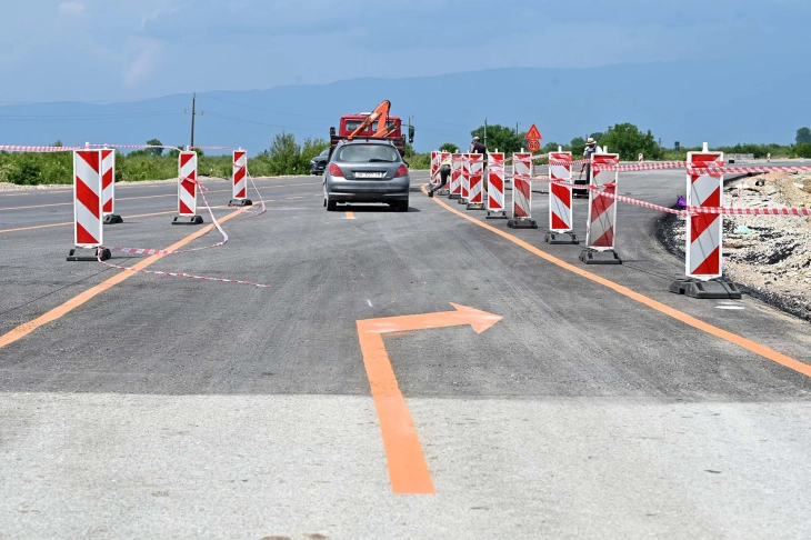 Komunikacioni përsëri përmes nyjes në Podmolë në rrugën magjistrale Ohër dhe Strugë drejt Kërçovës