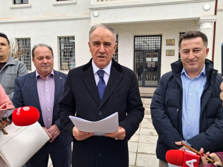 Ќура обвини за тајна коалиција меѓу опозициските партии во Советот на Струга, за блокада на Општината