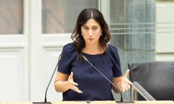 Ученици упатувале онлајн закани кон фламанската министерка за образование