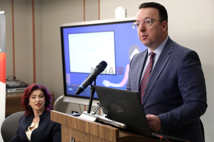 Nikolloski: Qëllimi im është që Posta e Maqedonisë të rritet, e jo të dështojë – ose të gjithë njësoj do ta mbajnë barrën, ose do të marrim vendime të tjera